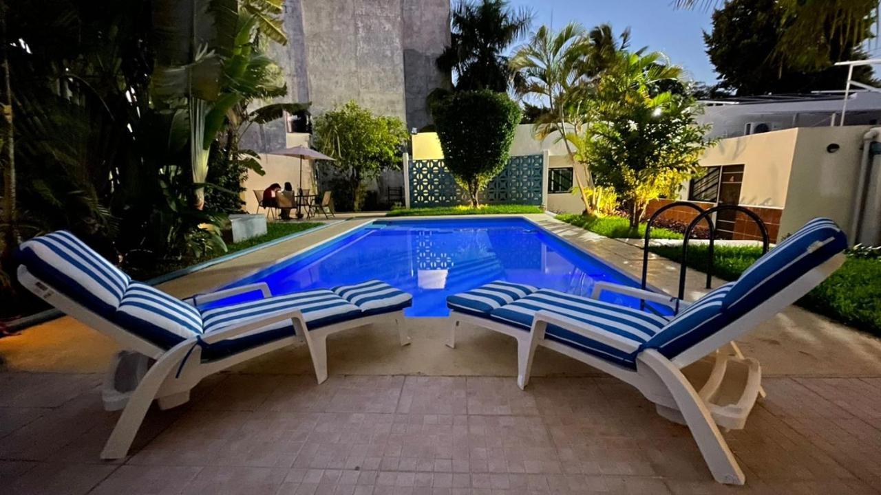 Suites Del Sureste - Merida Bagian luar foto